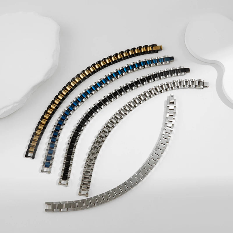 Spectrum Crest Cuban Bangle